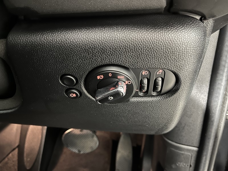 2023 (23) MINI HATCHBACK 1.5 Cooper Classic Premium 5dr Auto 5281202