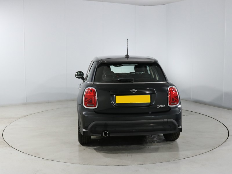 2023 (23) MINI HATCHBACK 1.5 Cooper Classic Premium 5dr Auto 5281197