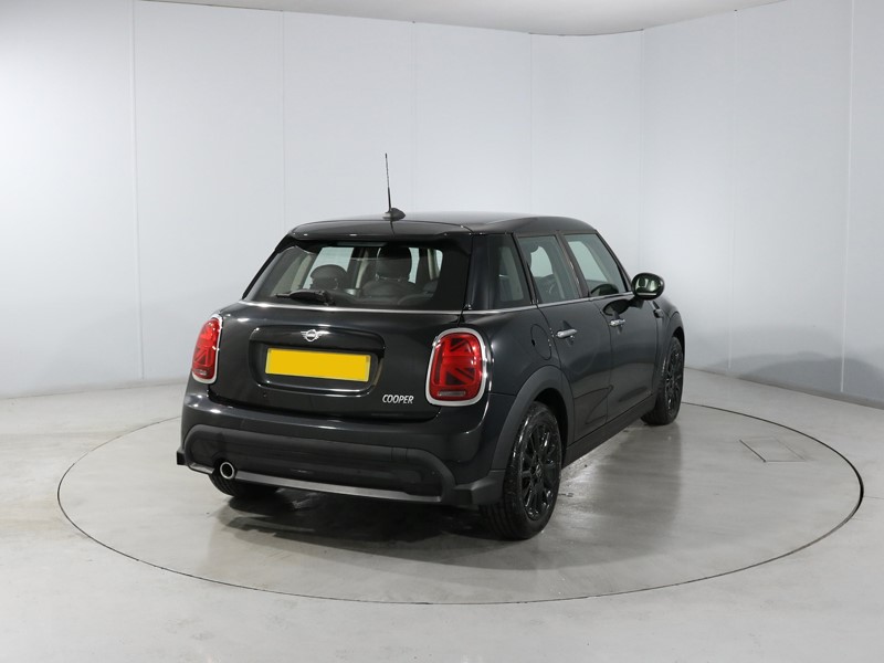 2023 (23) MINI HATCHBACK 1.5 Cooper Classic Premium 5dr Auto 5281223