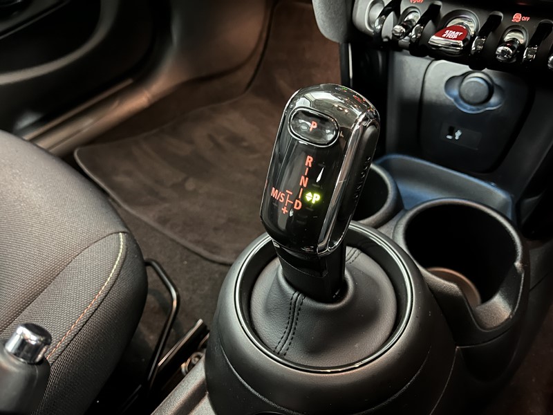 2023 (23) MINI HATCHBACK 1.5 Cooper Classic Premium 5dr Auto 5281192