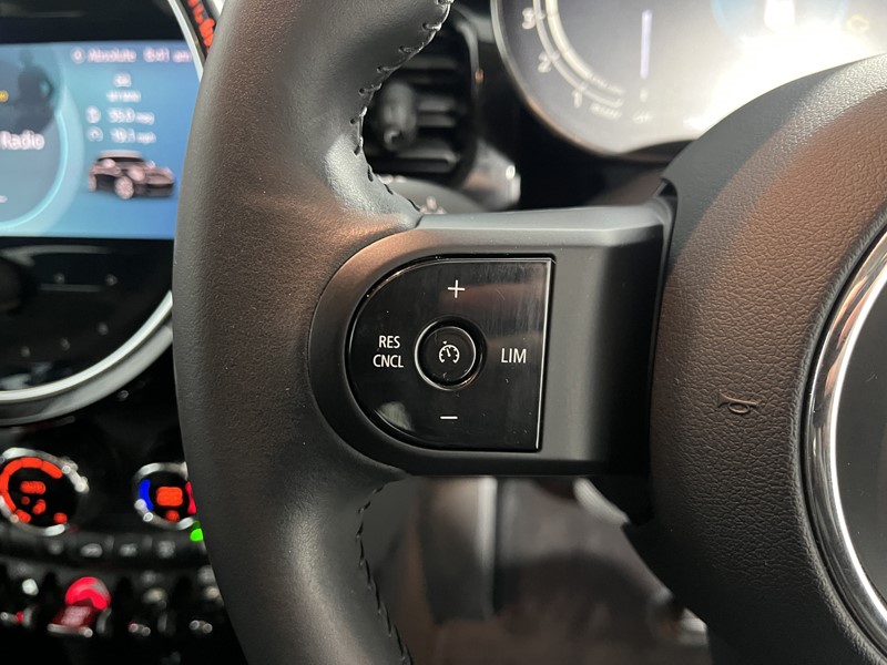 2023 (72) MINI HATCHBACK 1.5 Cooper Classic 5dr Auto 5320078