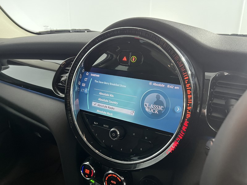 2023 (72) MINI HATCHBACK 1.5 Cooper Classic 5dr Auto 5320082