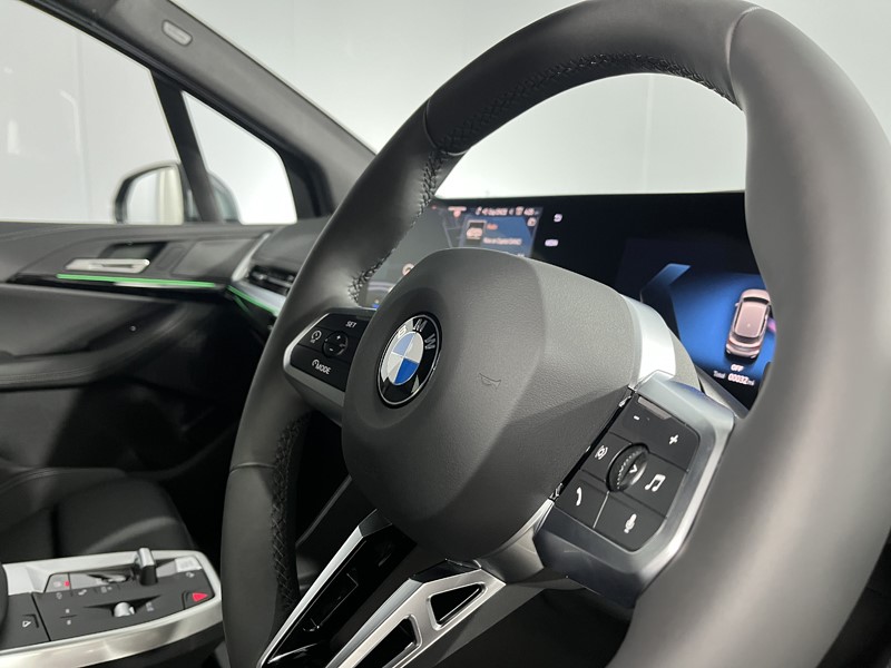 2025 (75) BMW 2 SERIES 220i MHT M Sport 5dr DCT 5333684