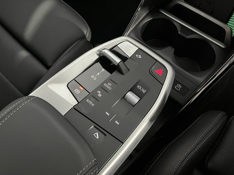 2025 (75) BMW 2 SERIES 220i MHT M Sport 5dr DCT 5333673