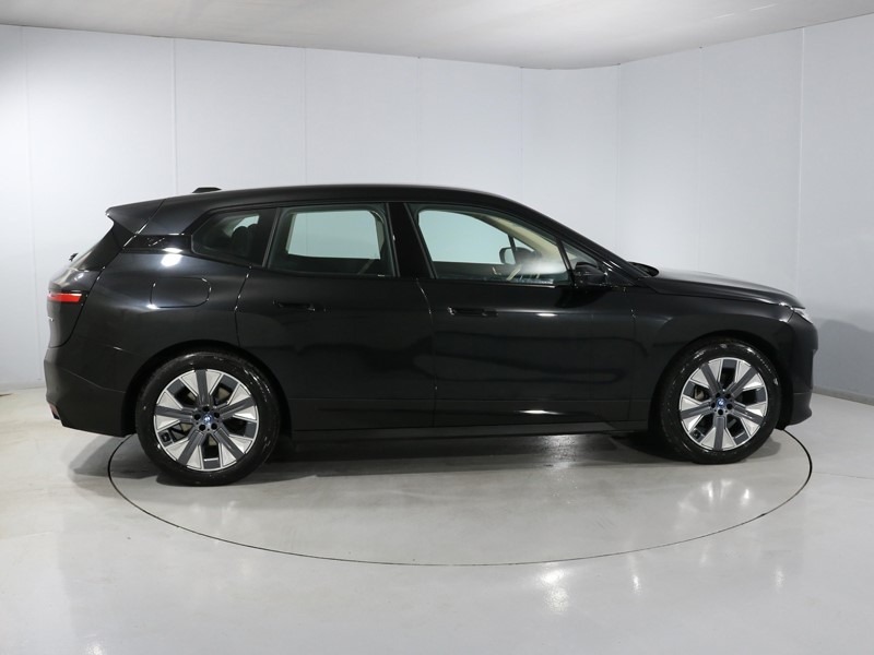 2023 (23) BMW iX 240kW xDrive40 Sport 76.6kWh 5dr Auto 5434472