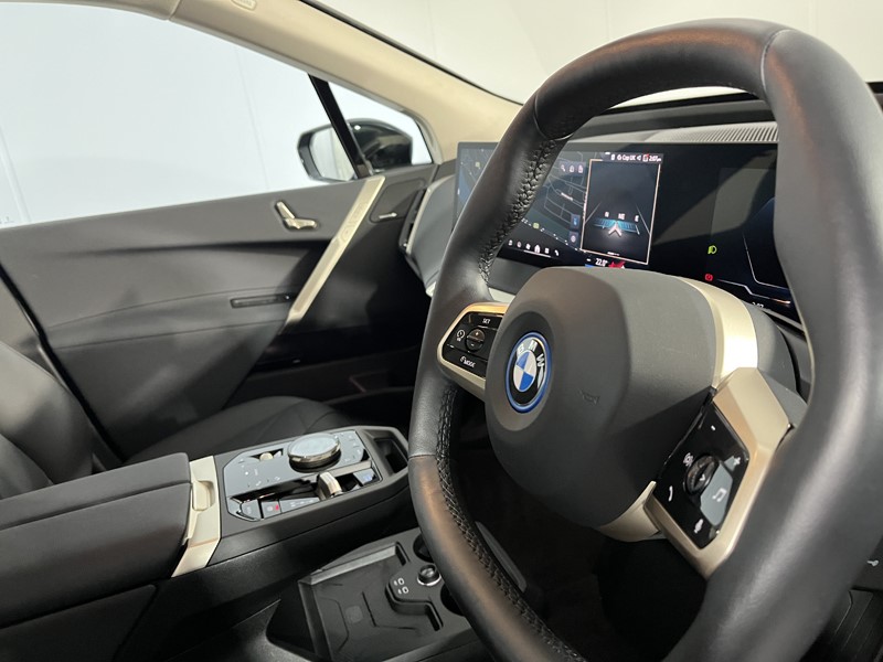 2023 (23) BMW iX 240kW xDrive40 Sport 76.6kWh 5dr Auto 5434491