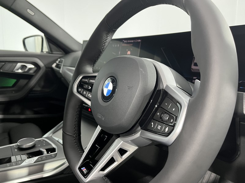 2026 (26) BMW 2 SERIES 220i M Sport 2dr Step Auto 5747537
