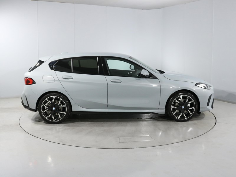 2026 (26) BMW 1 SERIES 120 M Sport 5dr Step Auto 5747361
