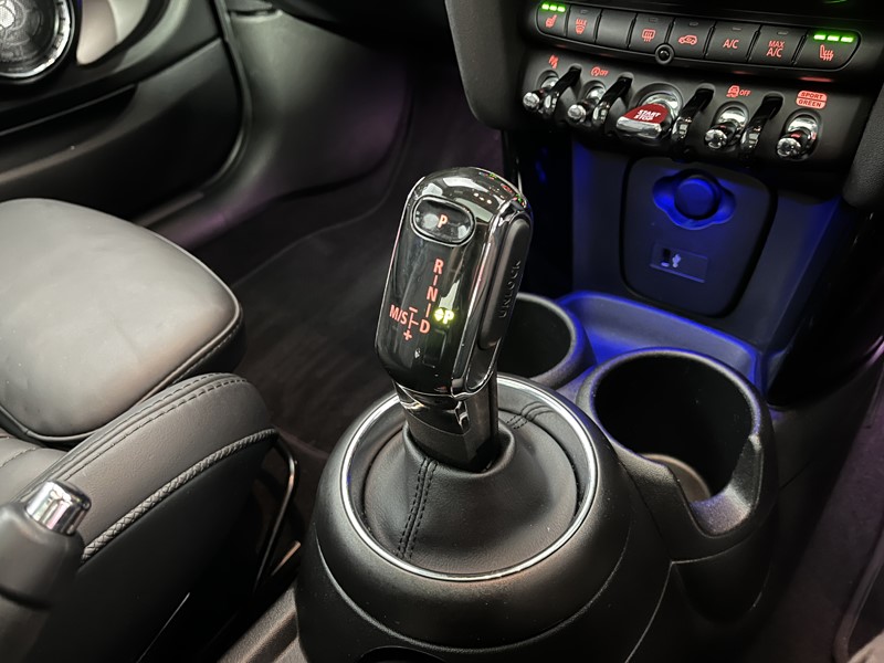 2020 (70) MINI HATCHBACK 1.5 Cooper Exclusive II 3dr Auto 5290019