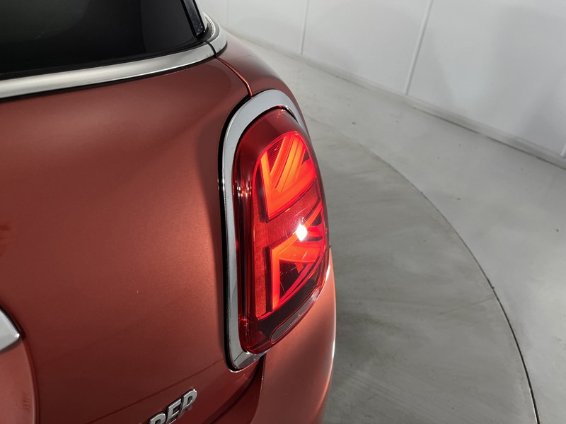 2020 (70) MINI HATCHBACK 1.5 Cooper Exclusive II 3dr Auto 5299560