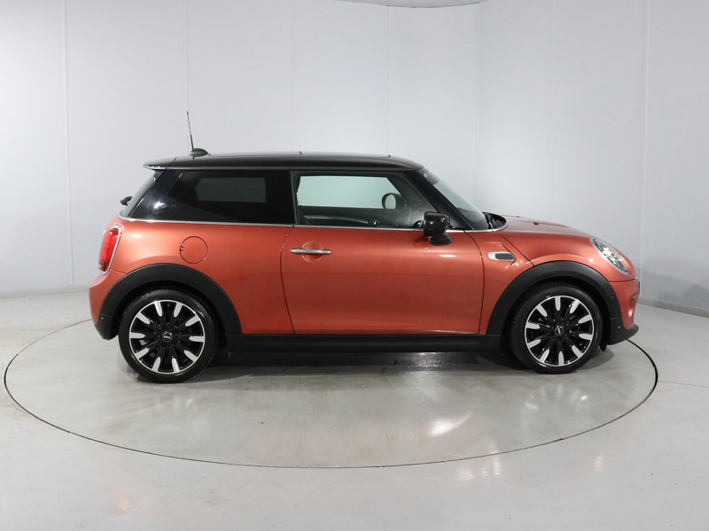 2020 (70) MINI HATCHBACK 1.5 Cooper Exclusive II 3dr Auto 5299522