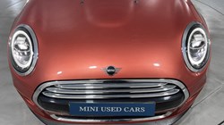 2020 (70) MINI HATCHBACK 1.5 Cooper Exclusive II 3dr Auto 5299558