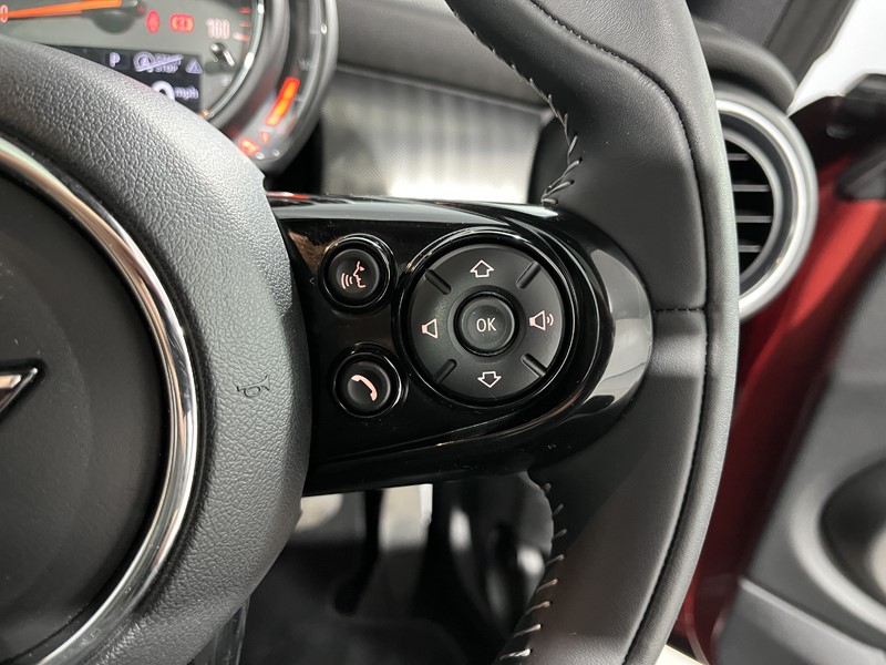 2020 (70) MINI HATCHBACK 1.5 Cooper Exclusive II 3dr Auto 5299545