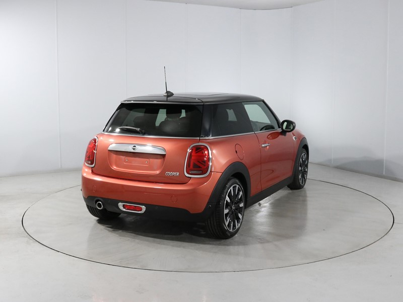 2020 (70) MINI HATCHBACK 1.5 Cooper Exclusive II 3dr Auto 5299563