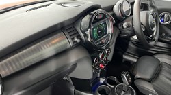 2020 (70) MINI HATCHBACK 1.5 Cooper Exclusive II 3dr Auto 5290016