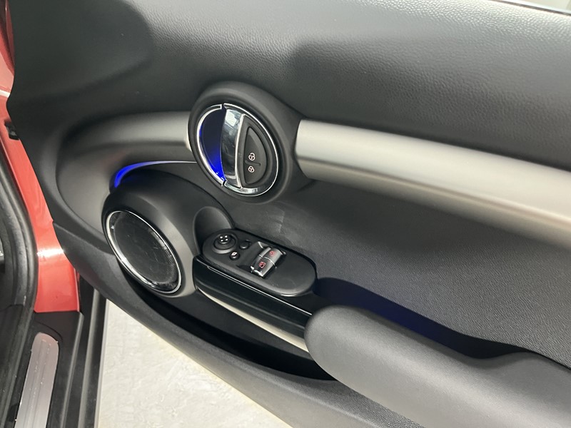 2020 (70) MINI HATCHBACK 1.5 Cooper Exclusive II 3dr Auto 5290030