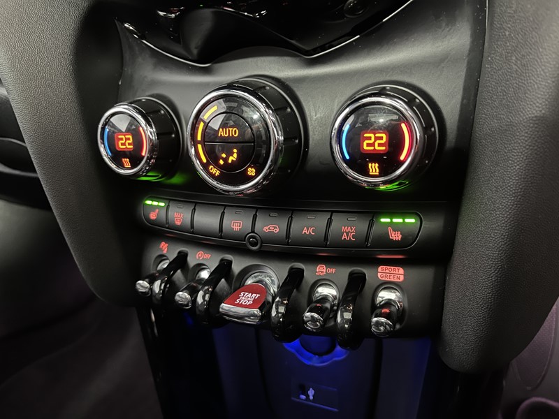 2020 (70) MINI HATCHBACK 1.5 Cooper Exclusive II 3dr Auto 5290041