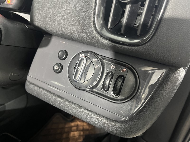 2019 (69) MINI COUNTRYMAN 1.5 Cooper Classic 5dr 5331643