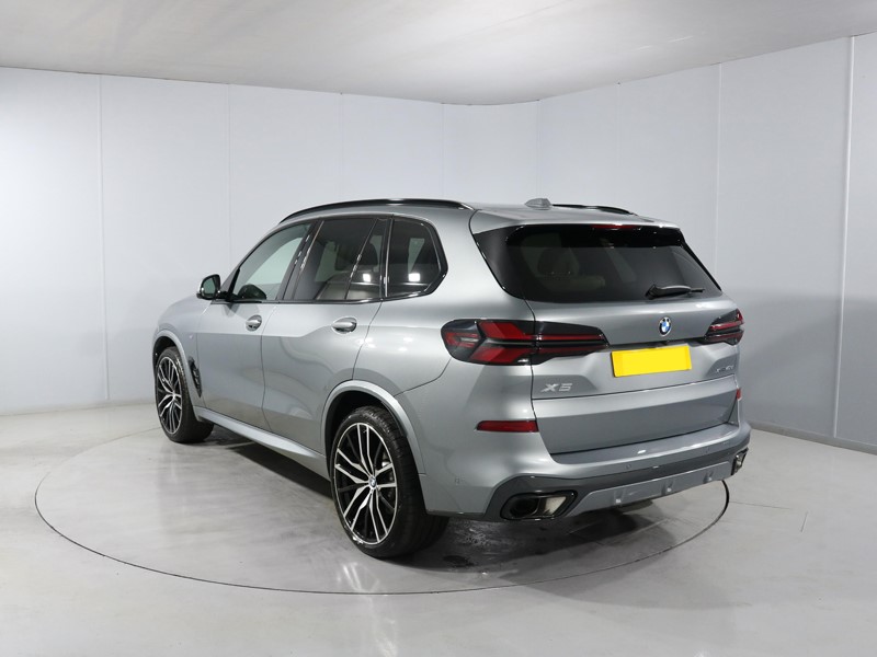 2024 (74) BMW X5 xDrive40d MHT M Sport 5dr Auto 5335980