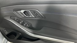 2025 (75) BMW 3 SERIES 320i M Sport 5dr Step Auto 5348274