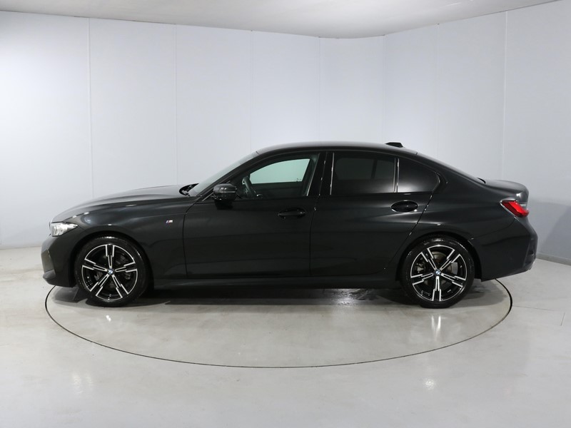 2024 (74) BMW 3 SERIES 320i M Sport 4dr Step Auto 5343200