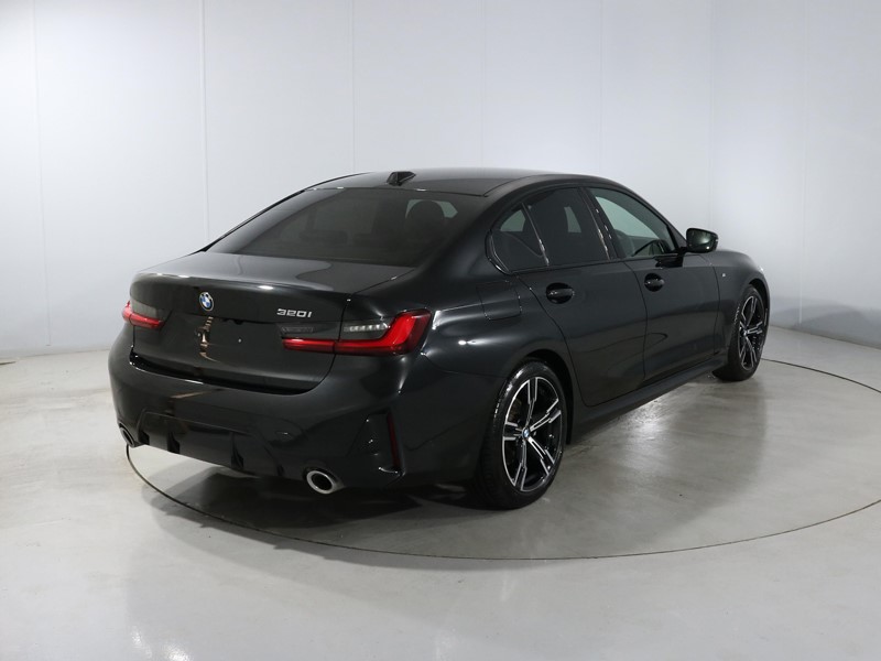 2024 (74) BMW 3 SERIES 320i M Sport 4dr Step Auto 5343199