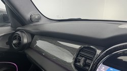 2022 (22) MINI HATCHBACK 1.5 Cooper Exclusive 5dr Auto 5315157