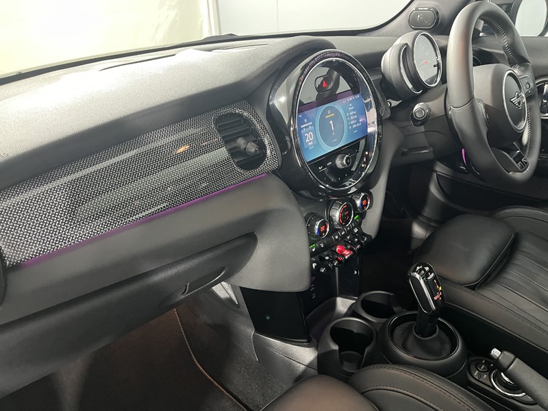 2022 (22) MINI HATCHBACK 1.5 Cooper Exclusive 5dr Auto 5315136