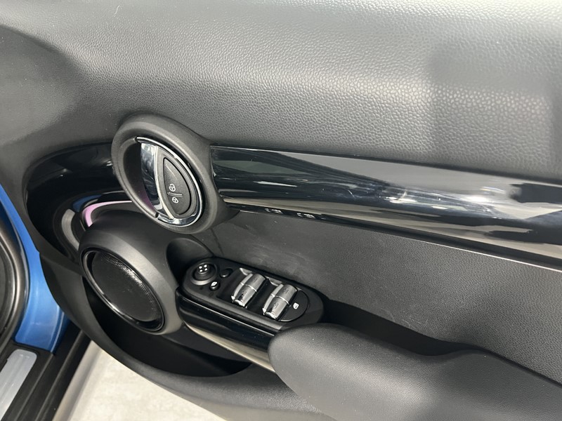 2022 (22) MINI HATCHBACK 1.5 Cooper Exclusive 5dr Auto 5315150