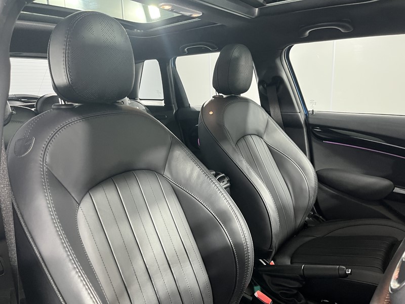 2022 (22) MINI HATCHBACK 1.5 Cooper Exclusive 5dr Auto 5315140