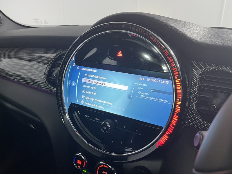 2022 (22) MINI HATCHBACK 1.5 Cooper Exclusive 5dr Auto 5315159