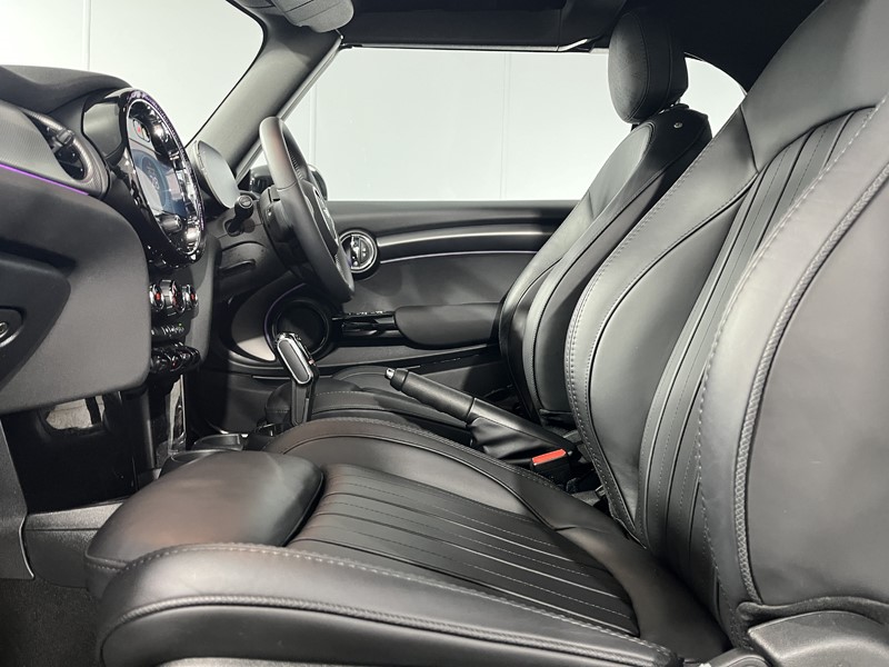 2023 (23) MINI CONVERTIBLE 1.5 Cooper Exclusive Premium 2dr Auto 5348116