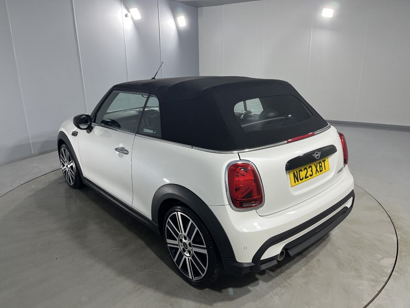 2023 (23) MINI CONVERTIBLE 1.5 Cooper Exclusive Premium 2dr Auto 5348119
