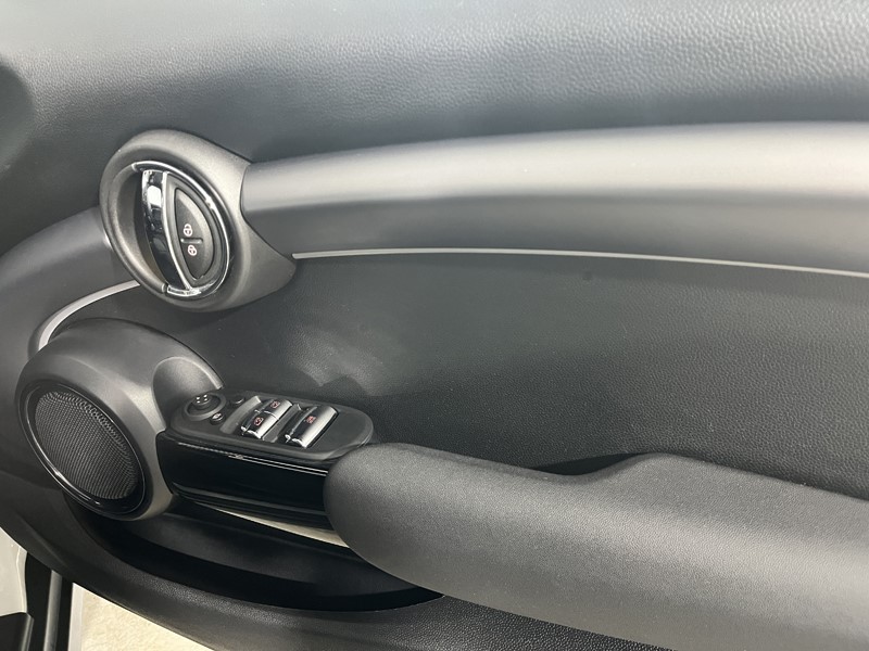 2023 (23) MINI CONVERTIBLE 1.5 Cooper Exclusive Premium 2dr Auto 5348101