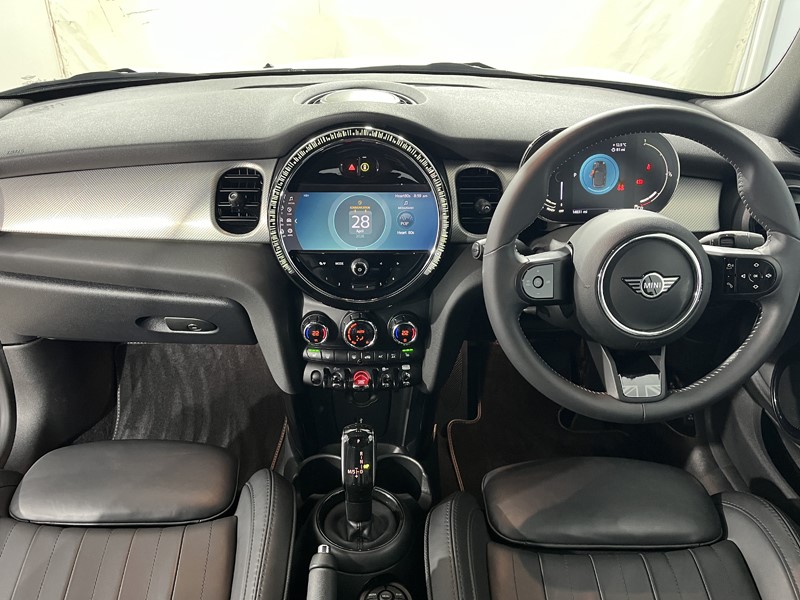 2023 (23) MINI CONVERTIBLE 1.5 Cooper Exclusive Premium 2dr Auto 5348086