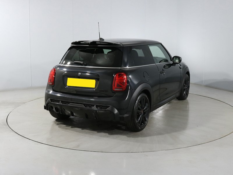 2022 (22) MINI HATCHBACK 1.5 Cooper Sport 3dr Auto 5348173