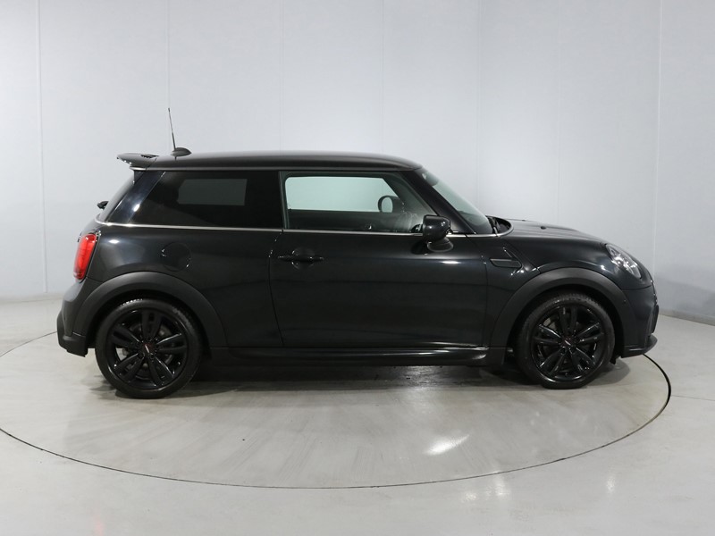 2022 (22) MINI HATCHBACK 1.5 Cooper Sport 3dr Auto 5348135