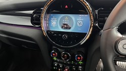 2022 (22) MINI HATCHBACK 1.5 Cooper Sport 3dr Auto 5348140