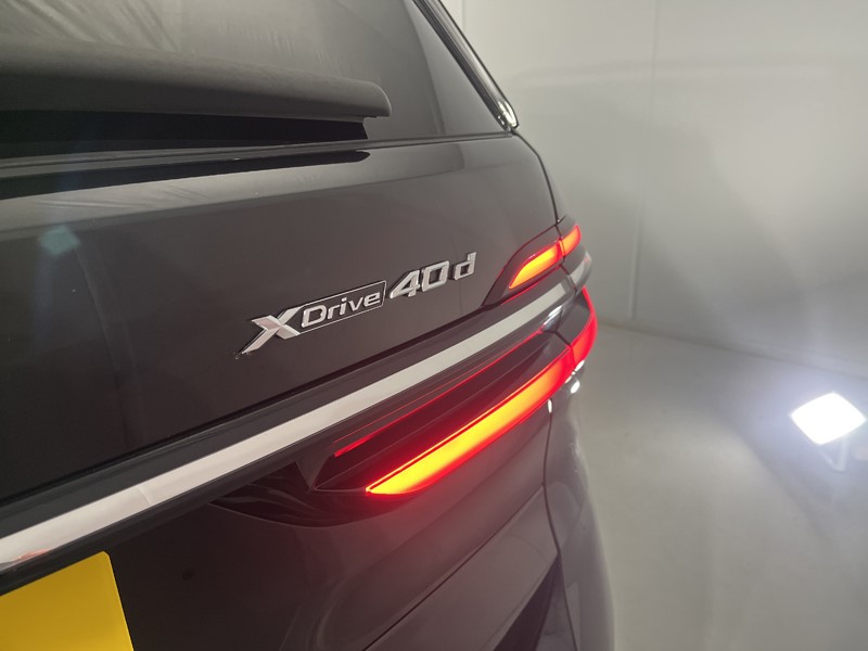 2023 (23) BMW X7 xDrive40d MHT Excellence 5dr Step Auto 5320699