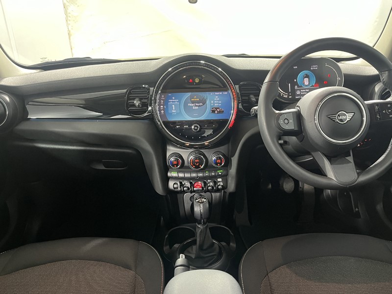 2023 (73) MINI HATCHBACK 1.5 Cooper Classic Premium 5dr 5362320