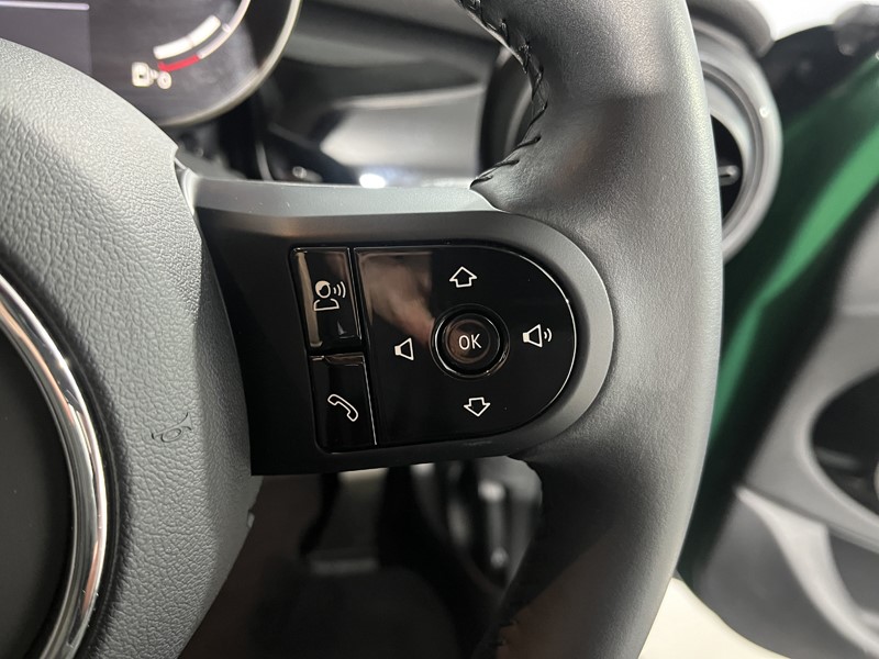 2023 (73) MINI HATCHBACK 1.5 Cooper Classic Premium 5dr 5362339