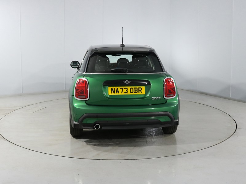 2023 (73) MINI HATCHBACK 1.5 Cooper Classic Premium 5dr 5362331