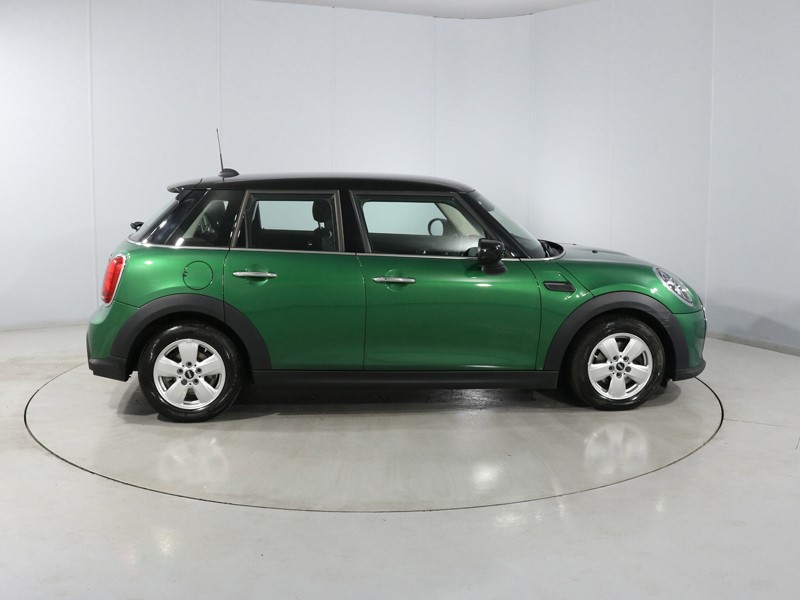 2023 (73) MINI HATCHBACK 1.5 Cooper Classic Premium 5dr 5362319