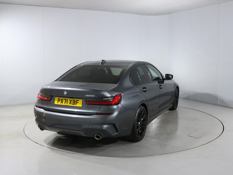 2021 (71) BMW 3 SERIES 320i M Sport 4dr Step Auto 5544384