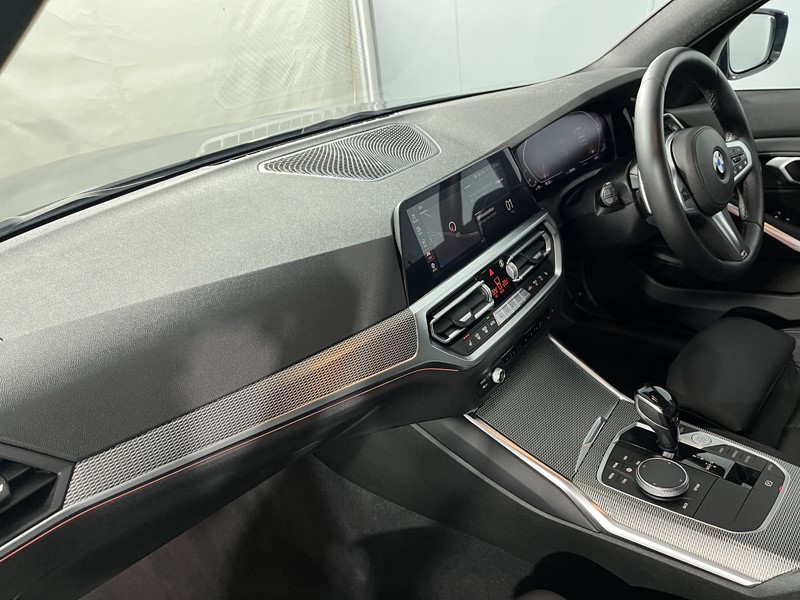 2021 (71) BMW 3 SERIES 320i M Sport 4dr Step Auto 5362131