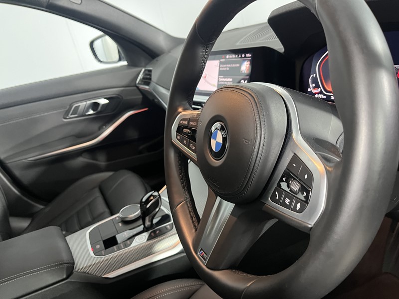 2021 (71) BMW 3 SERIES 320i M Sport 4dr Step Auto 5544359