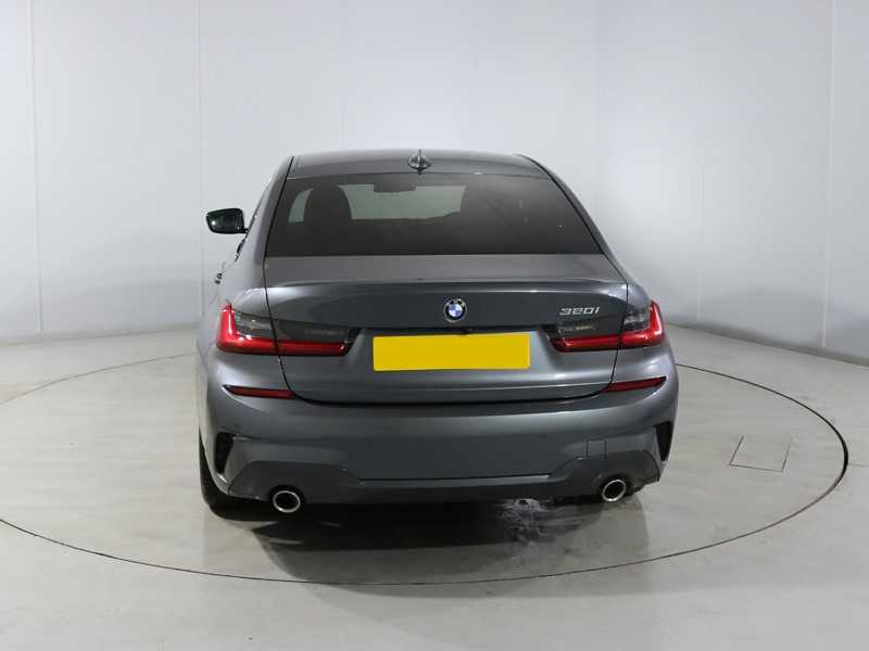 2021 (71) BMW 3 SERIES 320i M Sport 4dr Step Auto 5362139