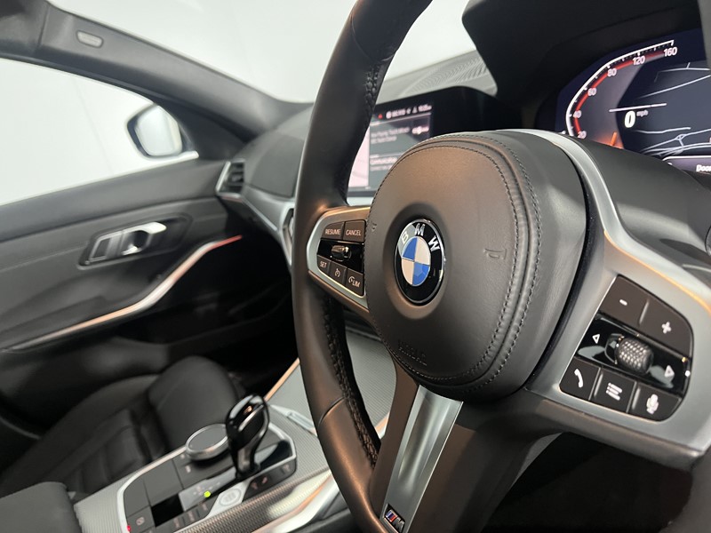 2021 (71) BMW 3 SERIES 320i M Sport 4dr Step Auto 5362146