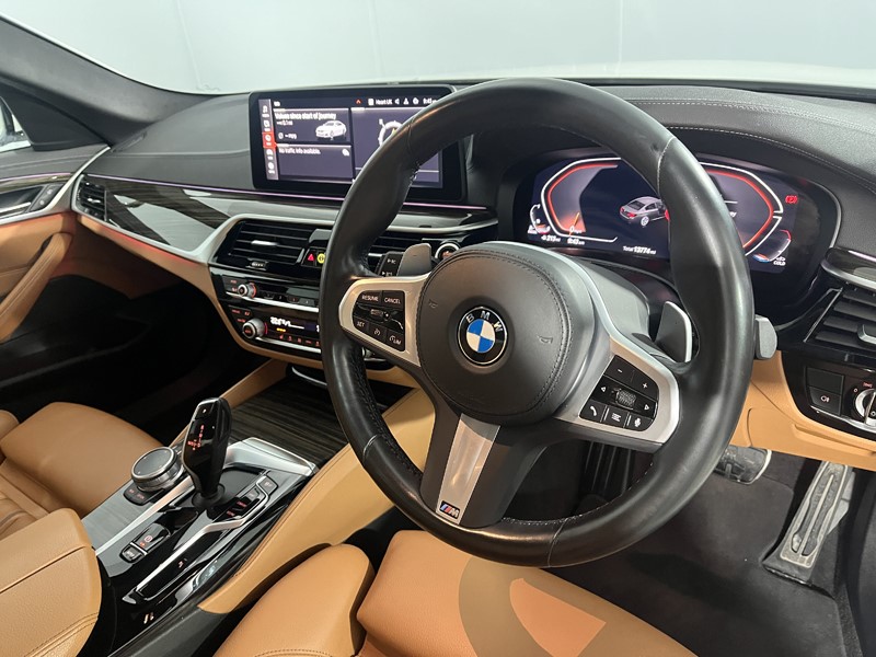 2021 (71) BMW 5 SERIES 520d MHT M Sport 4dr Step Auto 5362837