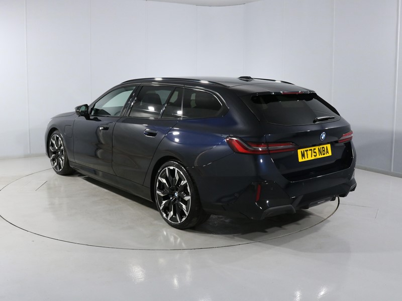 2025 (75) BMW 5 SERIES 530e M Sport Pro 5dr Auto 5436705